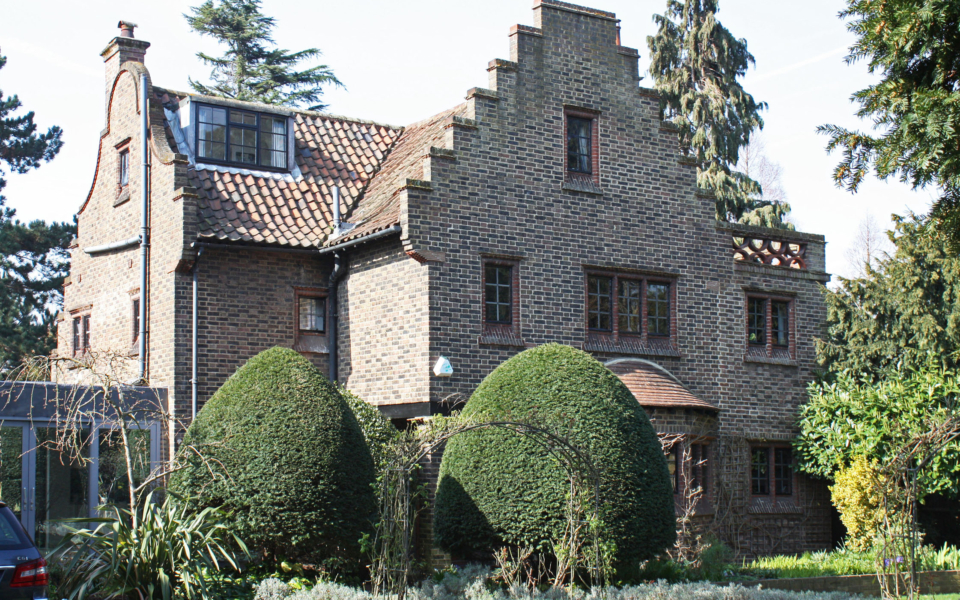 Crowsteps, 27 Mostyn Road, Merton Park SW19. Designed (1913) by Sydney Brocklesby.