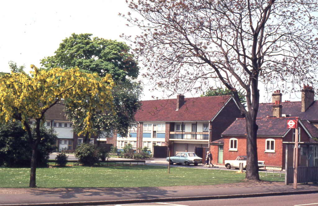 Cranmer Farm Close, Mitcham, Surrey CR4, . 1960s old peoples dwellings. on the site of what was Cranmer Farm. the home farm of the estate purchased in the 1650s by Robert Cranmer.