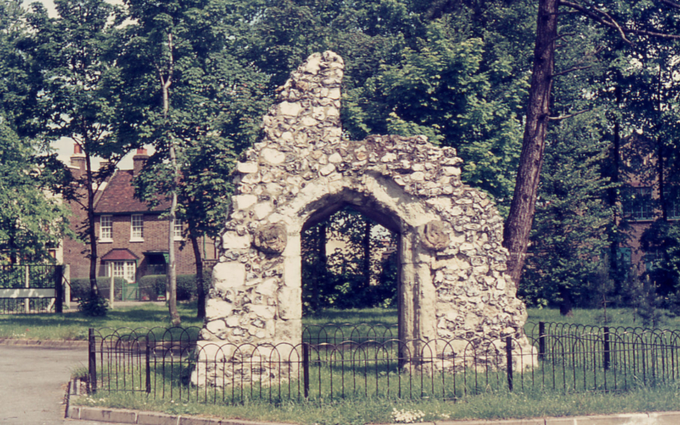 Hall Place - Archway, Lower Green West, Mitcham, Surrey CR4.