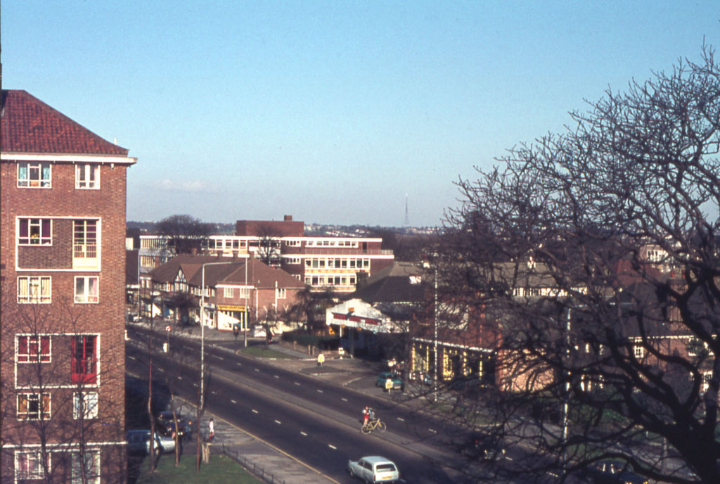 London Road, Mitcham, Surrey CR4. Looking north.