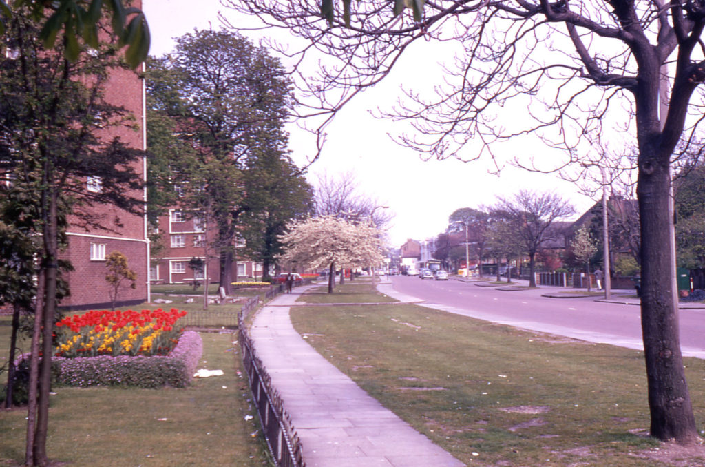 London Road, Mitcham, Surrey CR4. Looking north towards Lower Green.