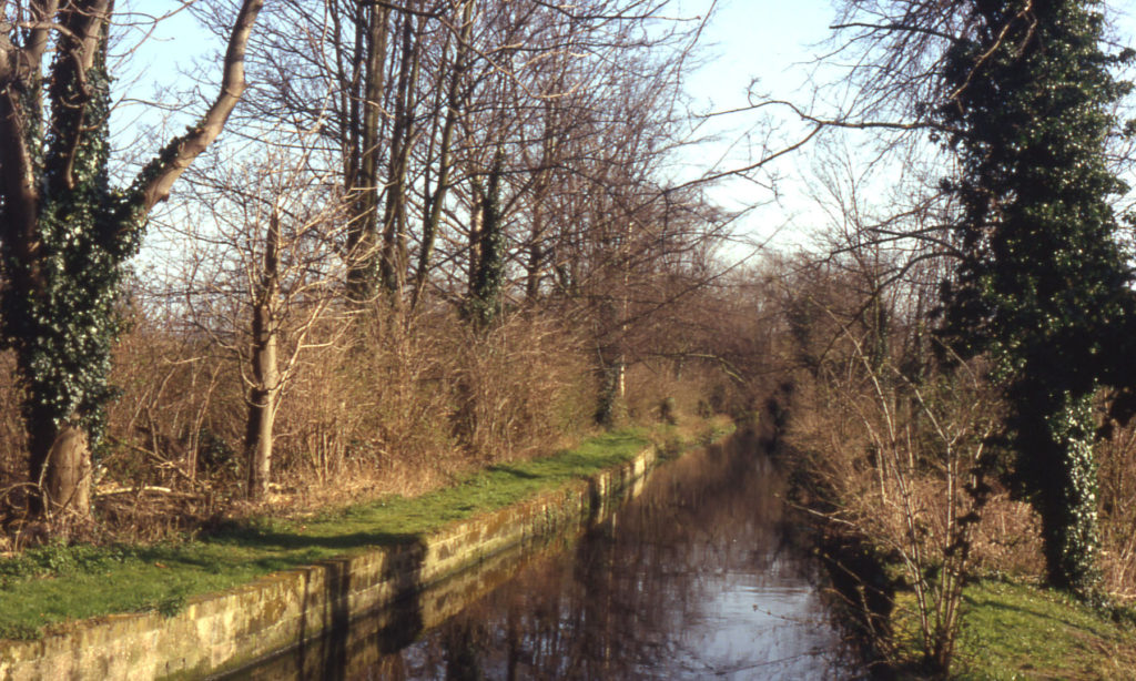 Papermill Cut, the Watermeads, Mitcham, Surrey CR4.