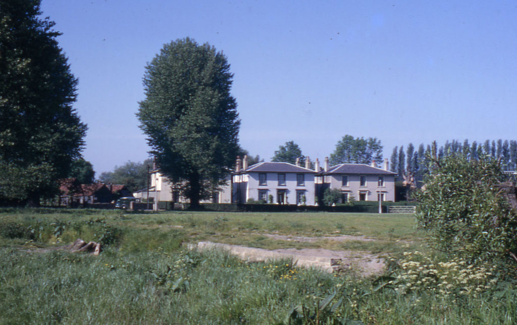 Mill Green, Mitcham Common, Mitcham, Surrey CR4. Looking south towards Crieff Villas.