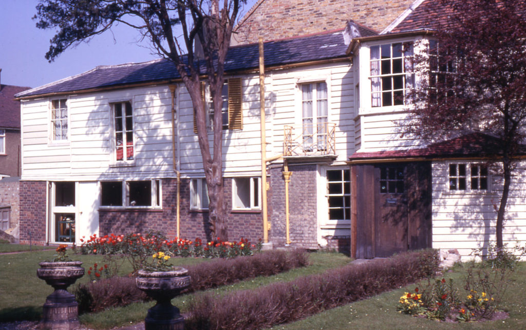 4 Commonside West, Mitcham, Surrey CR4.