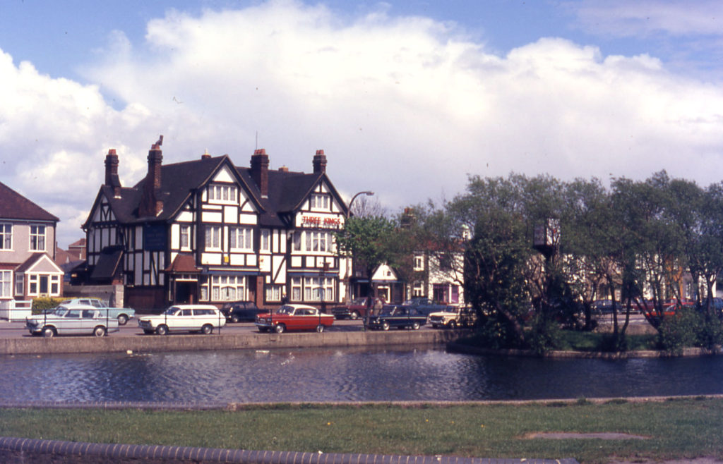 Three Kings Pond, Mitcham, Surrey CR4. Looking north twards the Three Kings pub and Commonside East.