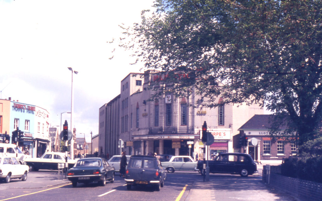 Majestic Cinema, Upper Green east, Mitcham, Surrey CR4. Built 1933. Demolished 1978.