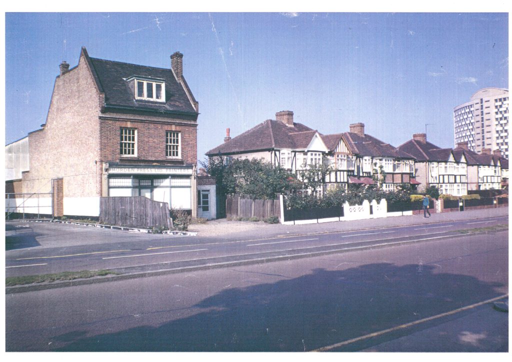 Morden Press, a property that still stands in London Road opposite Morden Court Parade. At one time vehicles belonging to the Express Dairy, across the road, were kept at the rear.