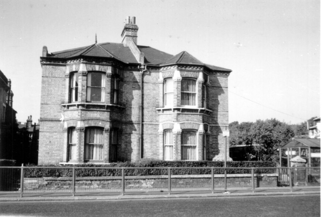 106-104 Morden Rd SW19 (1970) WJR