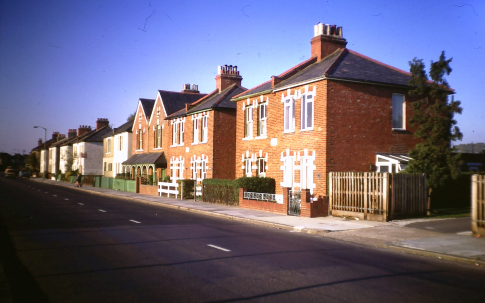 174-214 Grand Drive SW20 (including 1-17 Bijou Villas) (1971) WJR