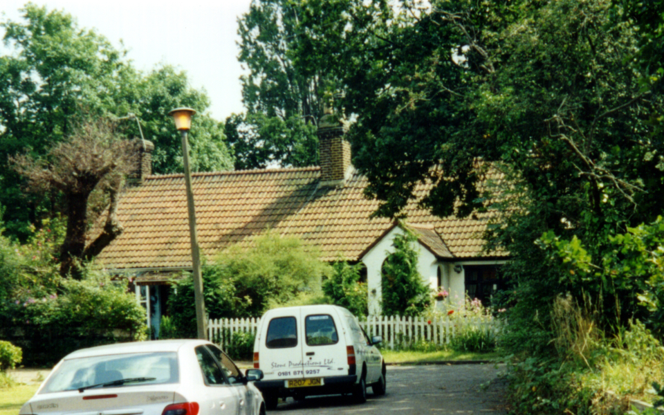 Blue House Cottage, Lower Morden Lane (M A Claridge 2000)