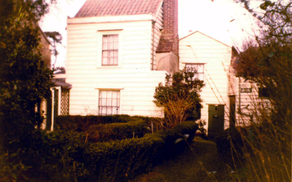 mhs-ra-231 Grove Cottage Commonside East Mitcham c1975 (demolished)